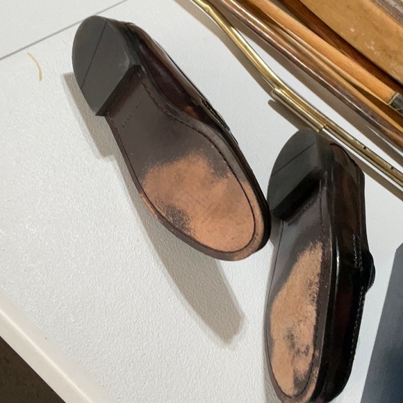 Cole Haan Dress Shoe - like new!  Size 10 - Picture 3 of 6